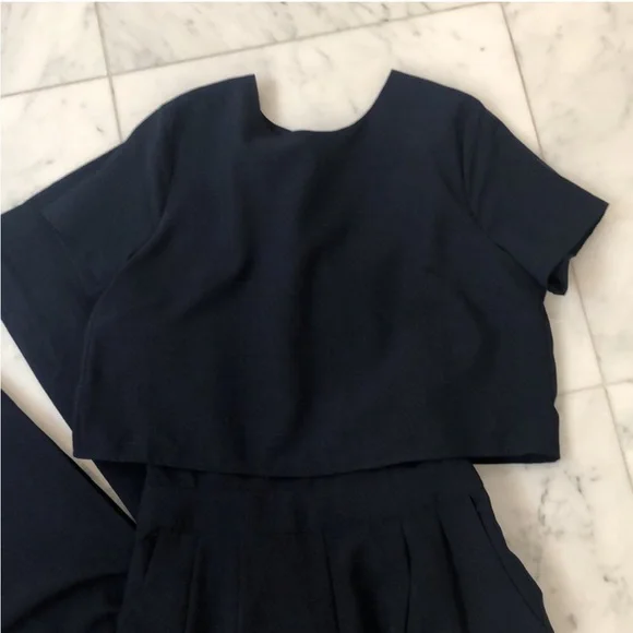 J.O.A. Los Angeles Back Buttoned Jumpsuit - Picture 3 of 6